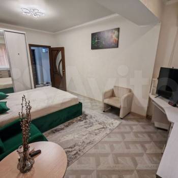 Продается 1-комнатная квартира, 54 м²