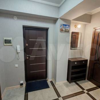Продается 1-комнатная квартира, 54 м²