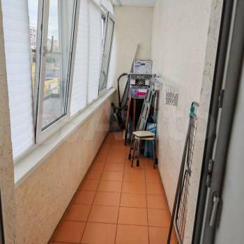Продается 1-комнатная квартира, 54 м²