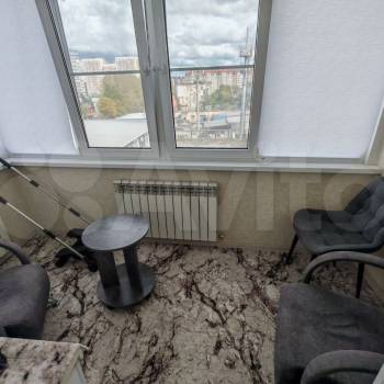 Продается 1-комнатная квартира, 54 м²