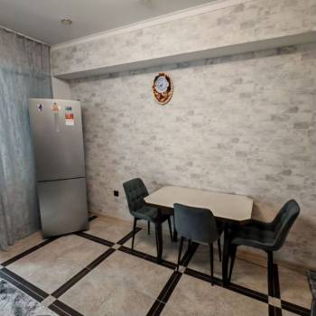 Продается 1-комнатная квартира, 54 м²