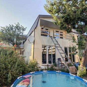 Продается Дом, 210 м²
