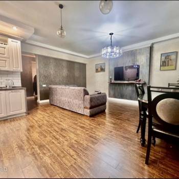 Продается 3-х комнатная квартира, 90 м²