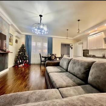 Продается 3-х комнатная квартира, 90 м²