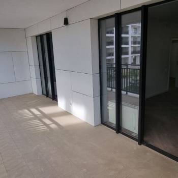 Продается 2-х комнатная квартира, 67,9 м²