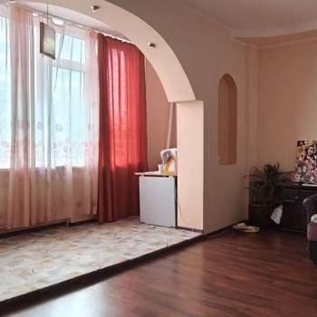 Продается 2-х комнатная квартира, 61,7 м²