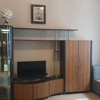 Сдается 1-комнатная квартира, 42 м²