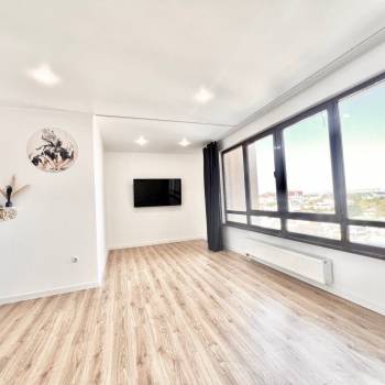 Продается 3-х комнатная квартира, 91 м²