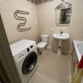Сдается 1-комнатная квартира, 46 м²