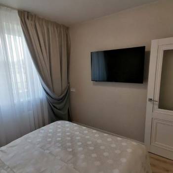 Продается 1-комнатная квартира, 41 м²