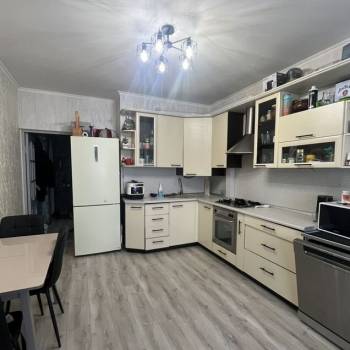 Продается 2-х комнатная квартира, 77,7 м²
