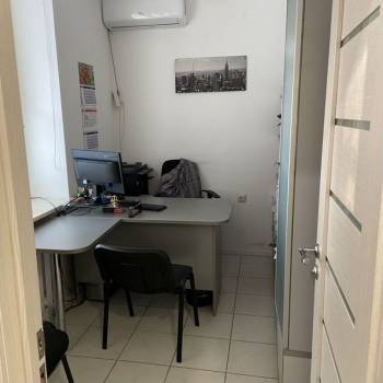 Сдается Нежилое помещение, 144,4 м²