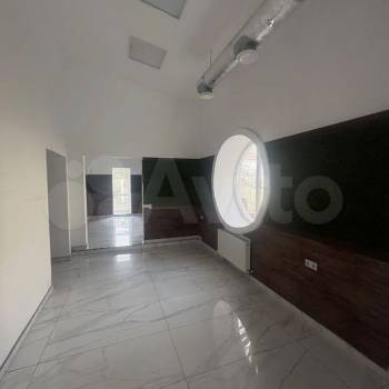 Сдается Нежилое помещение, 150 м²