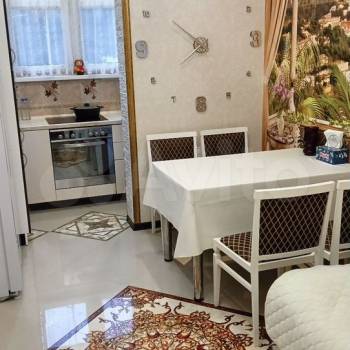 Сдается 1-комнатная квартира, 43 м²