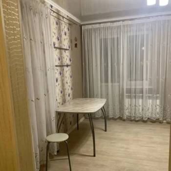 Продается 1-комнатная квартира, 45,5 м²