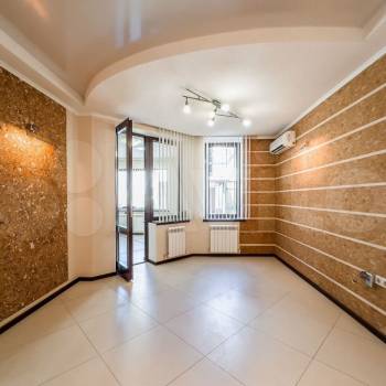 Сдается Нежилое помещение, 100 м²