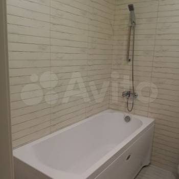 Продается 1-комнатная квартира, 50 м²