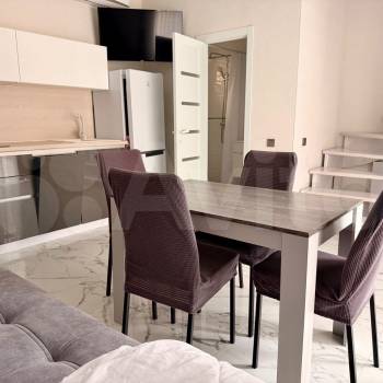 Продается Дом, 370 м²