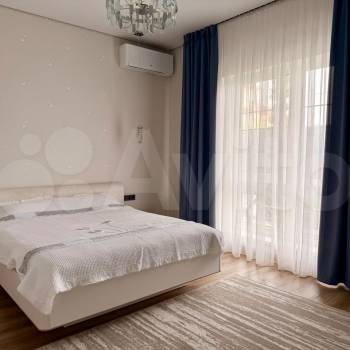 Продается Дом, 370 м²