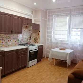 Продается 1-комнатная квартира, 43 м²