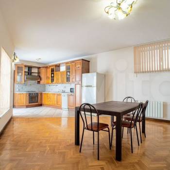 Продается Дом, 340 м²