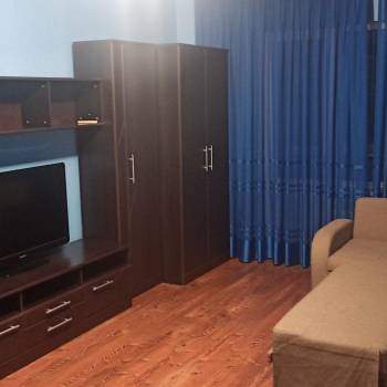Сдается 1-комнатная квартира, 52 м²