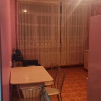 Сдается 1-комнатная квартира, 52 м²