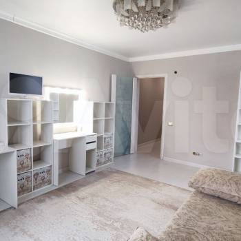 Продается 2-х комнатная квартира, 76 м²