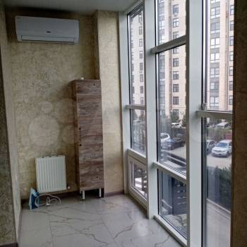 Продается 1-комнатная квартира, 56,8 м²