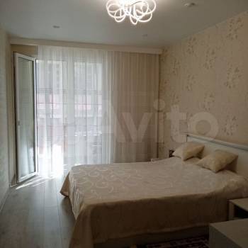 Продается 1-комнатная квартира, 56,8 м²