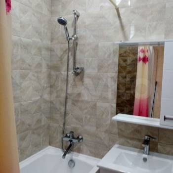 Продается 1-комнатная квартира, 56,8 м²
