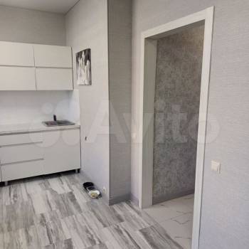 Продается 1-комнатная квартира, 36 м²