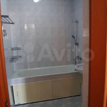 Продается 1-комнатная квартира, 60,1 м²