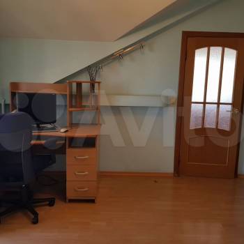 Продается 1-комнатная квартира, 60,1 м²