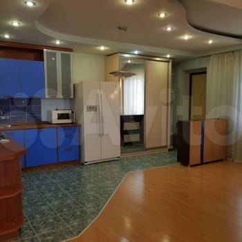 Продается 1-комнатная квартира, 60,1 м²