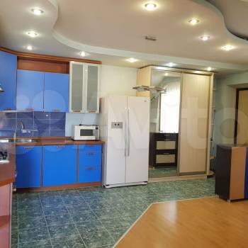 Продается 1-комнатная квартира, 60,1 м²