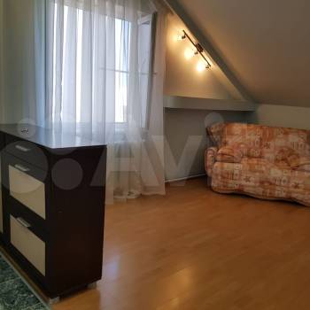 Продается 1-комнатная квартира, 60,1 м²