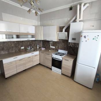 Сдается 1-комнатная квартира, 54 м²