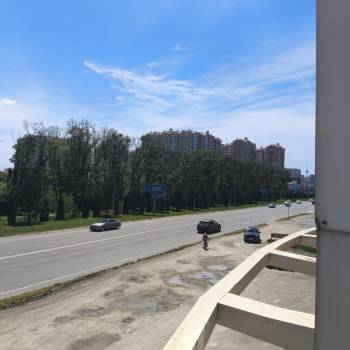 Сдается 1-комнатная квартира, 54 м²