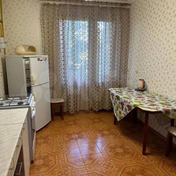 Продается 1-комнатная квартира, 41 м²