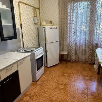 Продается 1-комнатная квартира, 41 м²