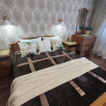 Продается 1-комнатная квартира, 42 м²
