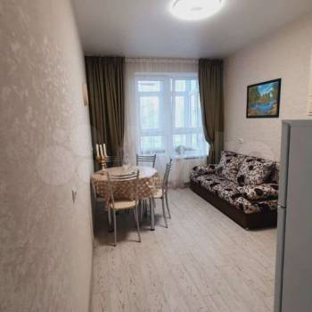 Продается 1-комнатная квартира, 41 м²