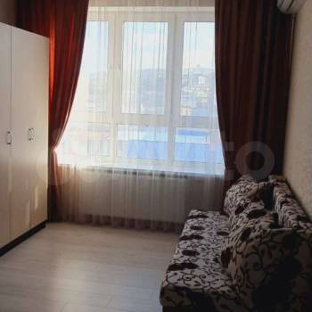Продается 1-комнатная квартира, 41 м²