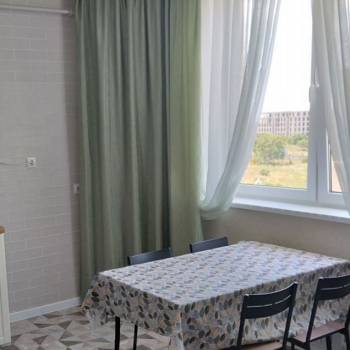 Сдается 1-комнатная квартира, 43 м²