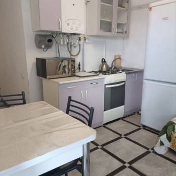 Продается 1-комнатная квартира, 38 м²