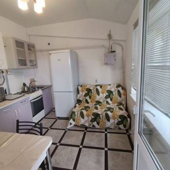 Продается 1-комнатная квартира, 38 м²