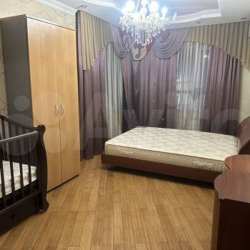 Сдается Многокомнатная квартира, 105 м²