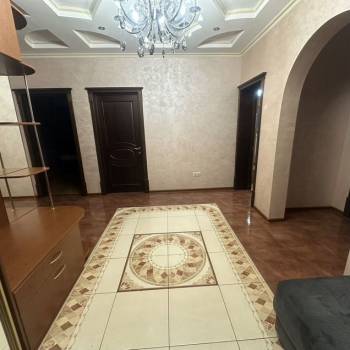 Сдается Многокомнатная квартира, 105 м²