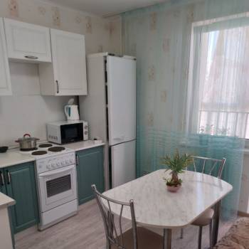 Сдается 1-комнатная квартира, 39 м²